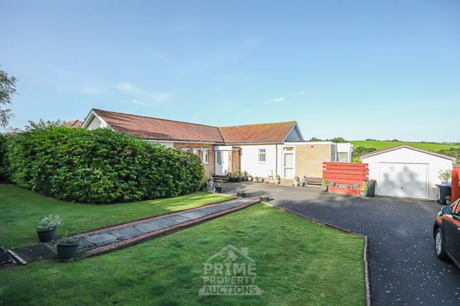3 bed property, in 33 Glaisnock Road, £150,000