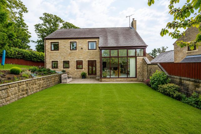 5 bed property, in Lumby Garth, £850,000