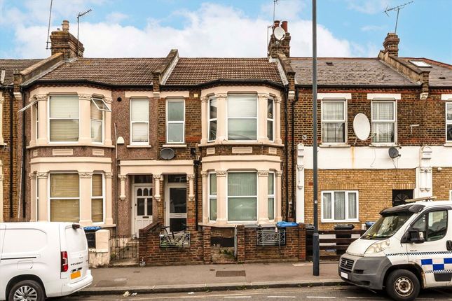 2 bed property, in Harlesden Road, £500,000