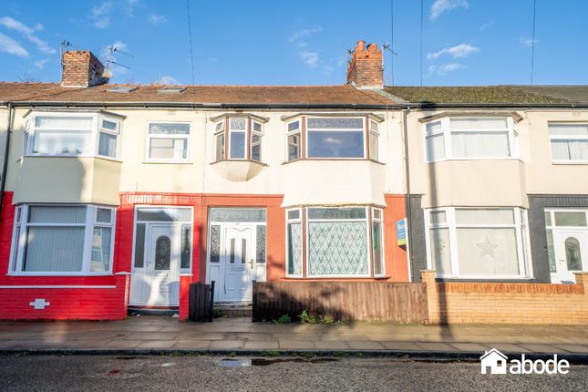 3 bed property, in Wharncliffe Road, £125,000