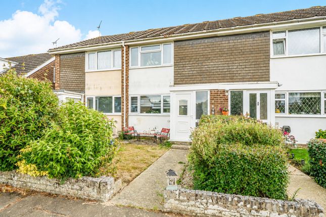 2 bed property, in Pryors Green, £260,000