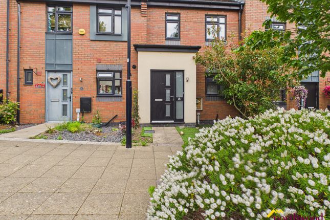 2 bed property, in Kiln View, £140,000