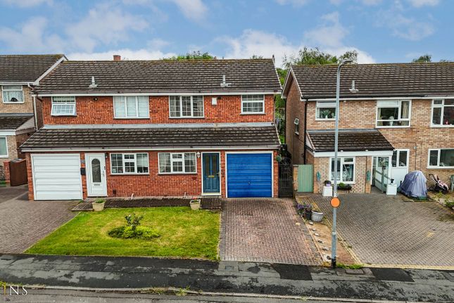 3 bed property, in Ridgewood Rise, £220,000