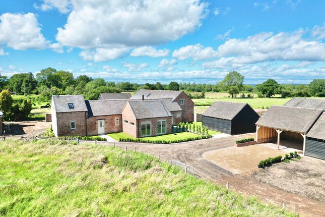 3 bed property, in Barn 1, £750,000