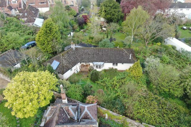 4 bed property, in Henbury Road, £725,000