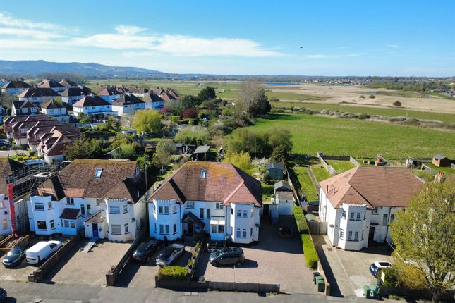 4 bed property, in St. Anthonys Avenue, £450,000