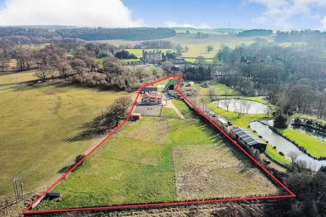 5 bed property, in Manor House Farm, £1,000,000