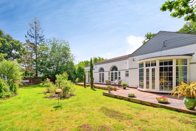 5 bed property, in Avon Castle Drive, £1,215,000
