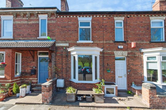 3 bed property, in South Park, £260,000