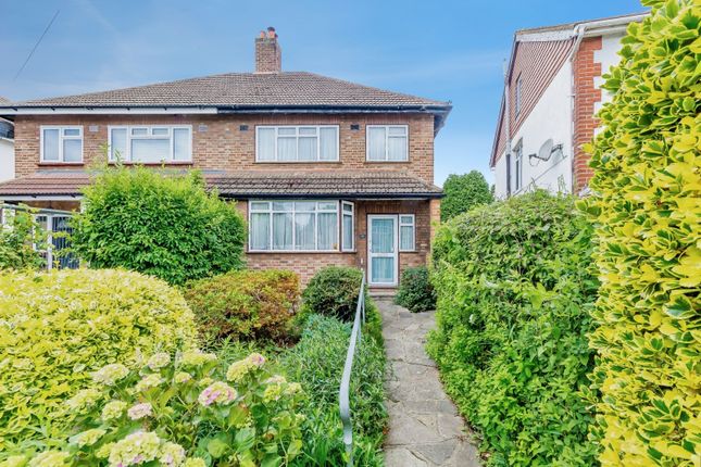 3 bed property, in Ash Tree Way, £450,000