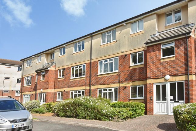 2 bed property, in Duncan Road, £169,950