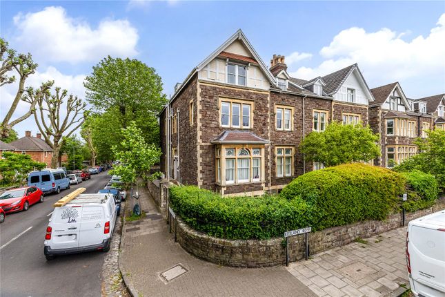 3 bed property, in Redland Road, £825,000