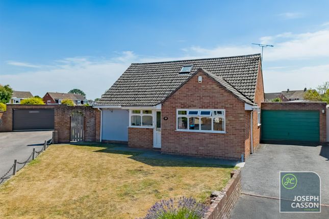 3 bed property, in Hestercombe Close, £425,000
