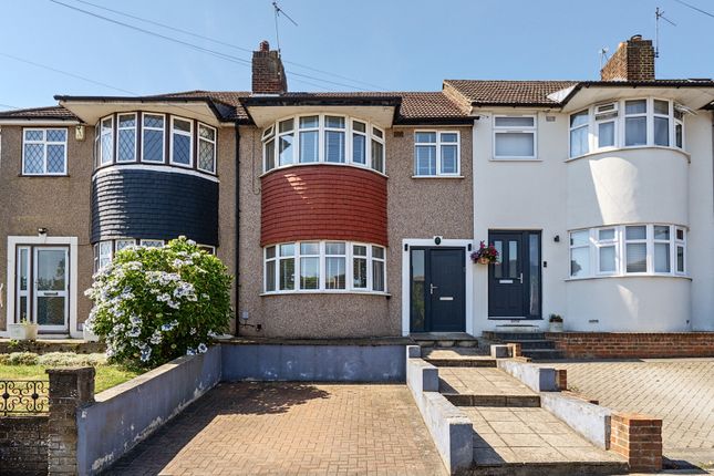 3 bed property, in The Green, £475,000