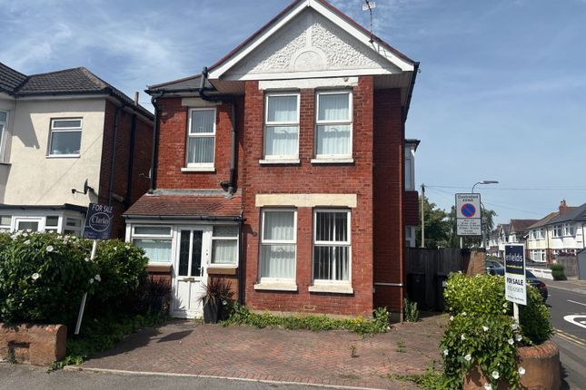 3 bed property, in Bengal Road, £395,000
