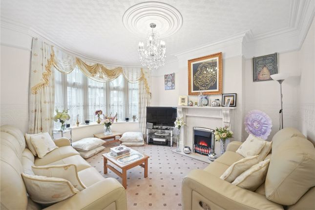 3 bed property, in Rowden Road, £625,000