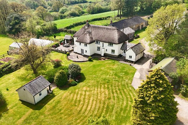 4 bed property, in Thornbury, £900,000