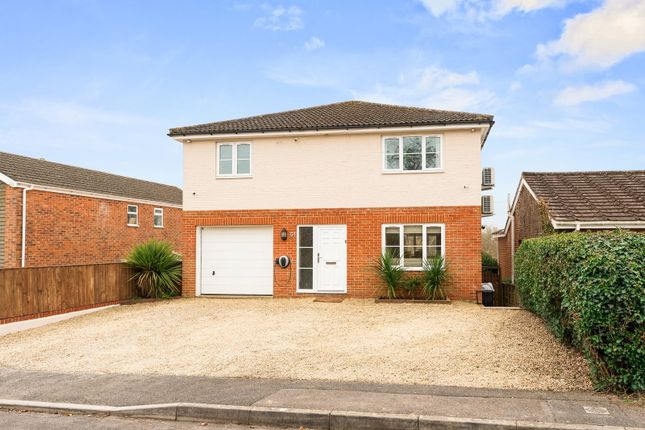 4 bed property, in Victoria Road, £575,000