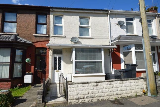 3 bed property, in Idwal Street, £140,000