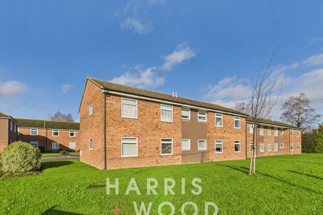 2 bed property, in Shortridge Court, £180,000