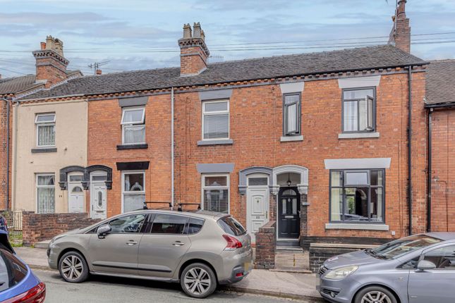 2 bed property, in Heaton Terrace, £125,000