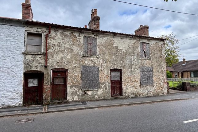 5 bed property, in 72-74 West Street, £69,000
