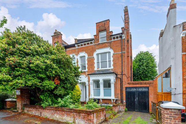 5 bed property, in Winchester Place, £1,995,000