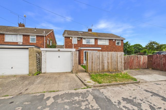 3 bed property, in Cheviotdale, £160,000