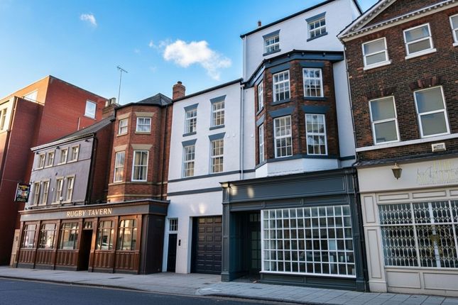1 bed property, in George Street, £100,000