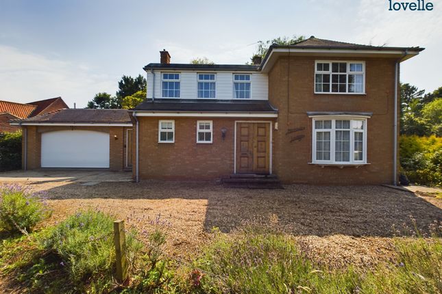 5 bed property, in Rase Lane, £375,000