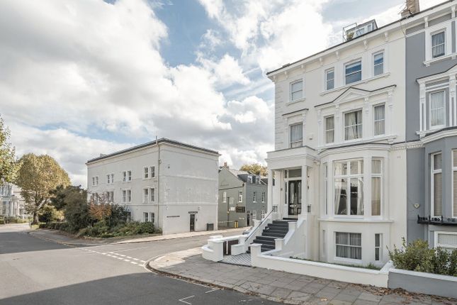 3 bed property, in Belsize Park Gardens, £1,600,000