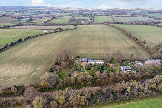5 bed property, in Watch Lane, £1,075,000