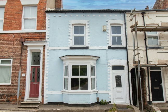 3 bed property, in North Road, £145,000