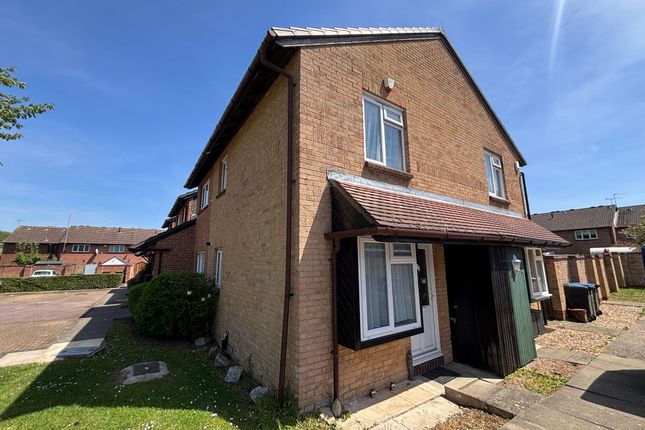 1 bed property, in Hereward Green, £350,000