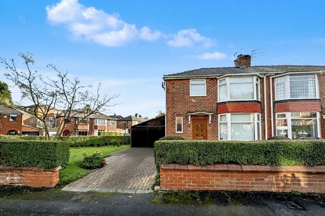 3 bed property, in Ruskin Road, £280,000