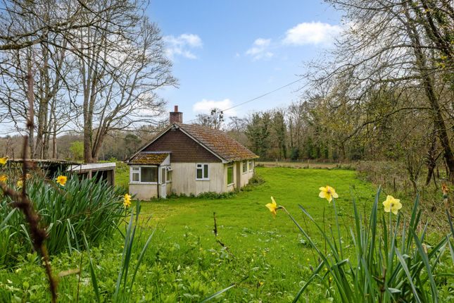 3 bed property, in Redlynch, £400,000