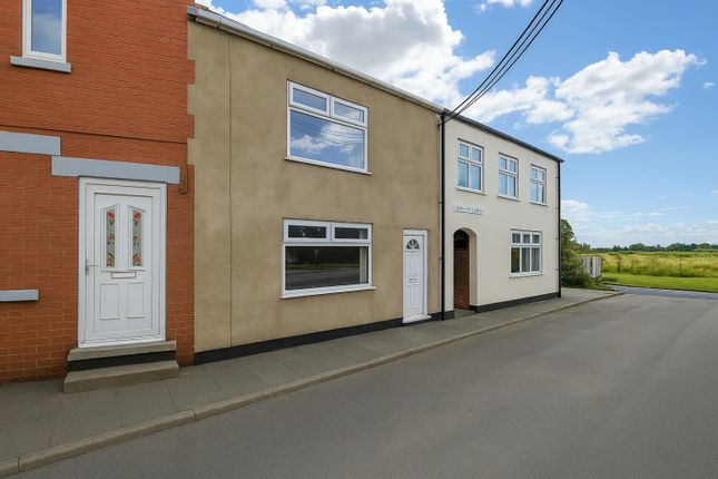 2 bed property, in Bridge End, £65,000
