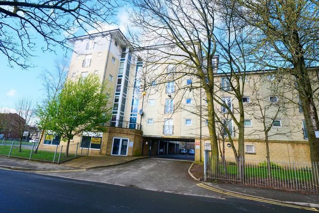 2 bed property, in Station Road, £50,000