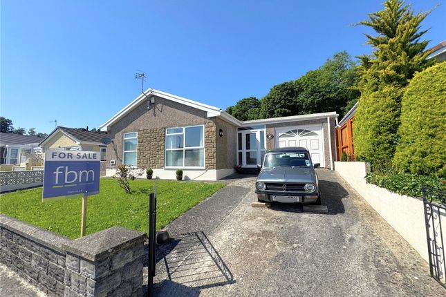 3 bed property, in Whitehall Drive, £325,000
