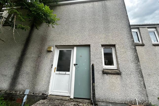 3 bed property, in Sinclair Court, £44,995
