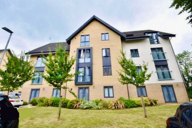 2 bed property, in Jonathan Henry Place, £180,000