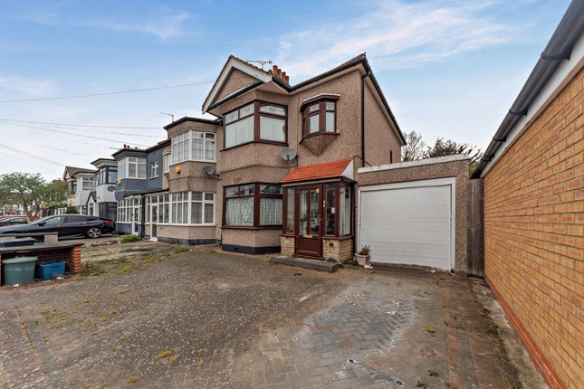 3 bed property, in Clifton Road, £600,000
