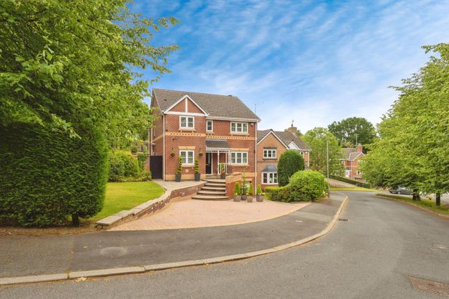 4 bed property, in Acresbrook, £565,000