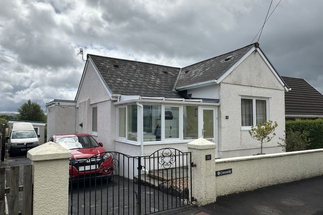 2 bed property, in Samuels Road, £300,000