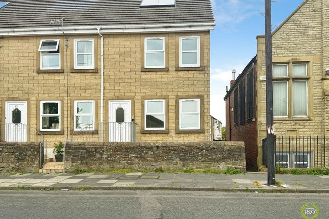 3 bed property, in Lowerhouse Lane, £145,000