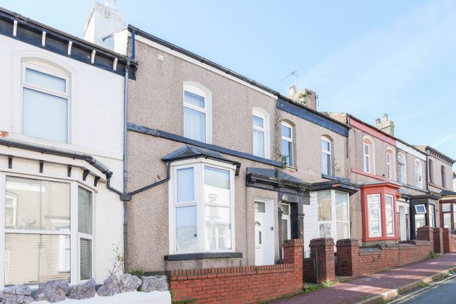 3 bed property, in Lord Street, £107,000