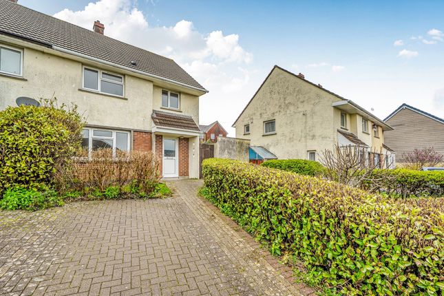 3 bed property, in Roberts Road PL5, £200,000