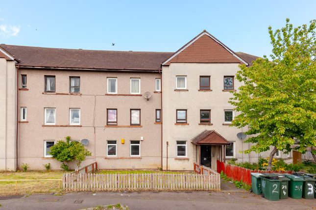 3 bed property, in Flat 2, £150,000