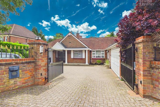 4 bed property, in Hempstead Road, £1,425,000