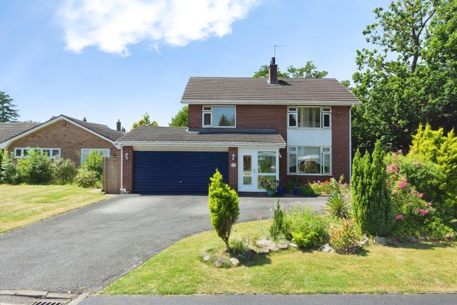 4 bed property, in White House Way, £700,000